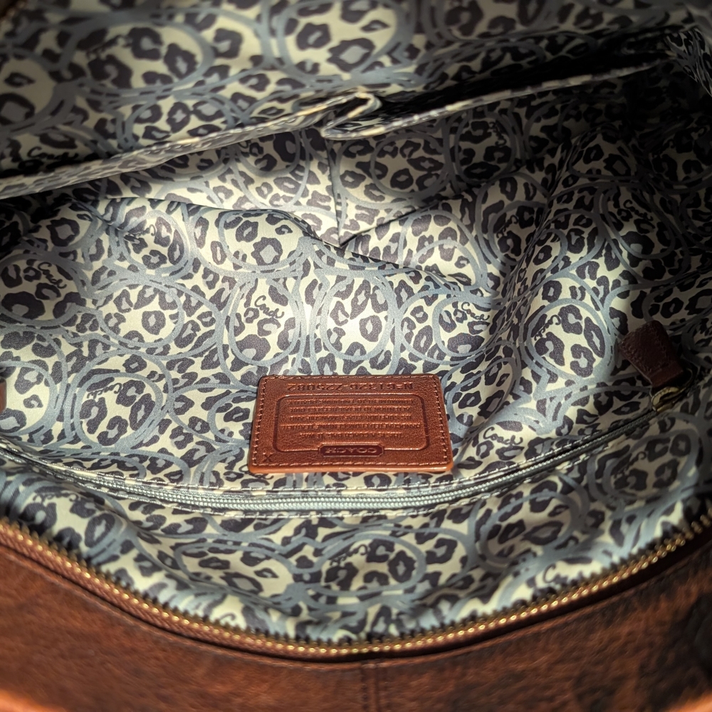 Leather Shoulder Bag in Brown - Picture 8 of 11